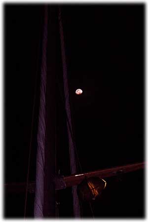 w052moon_rigging
